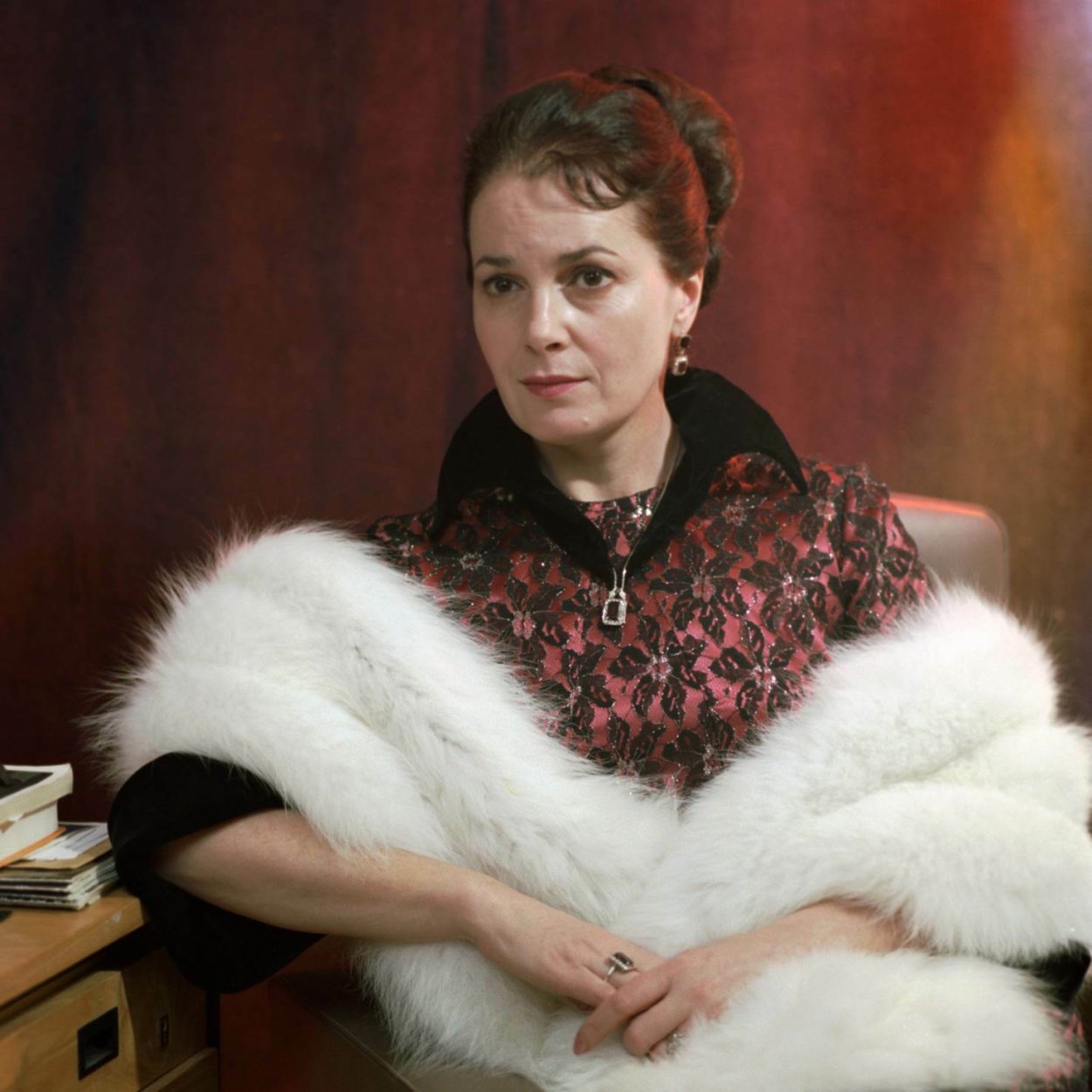 Элина Быстрицкая