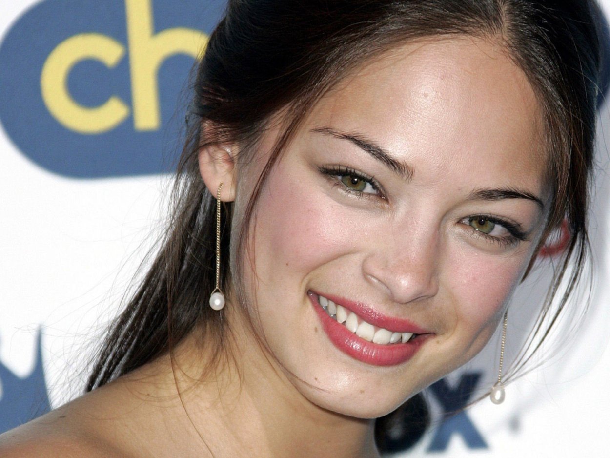 Кристин Кройк (Kristin Kreuk)