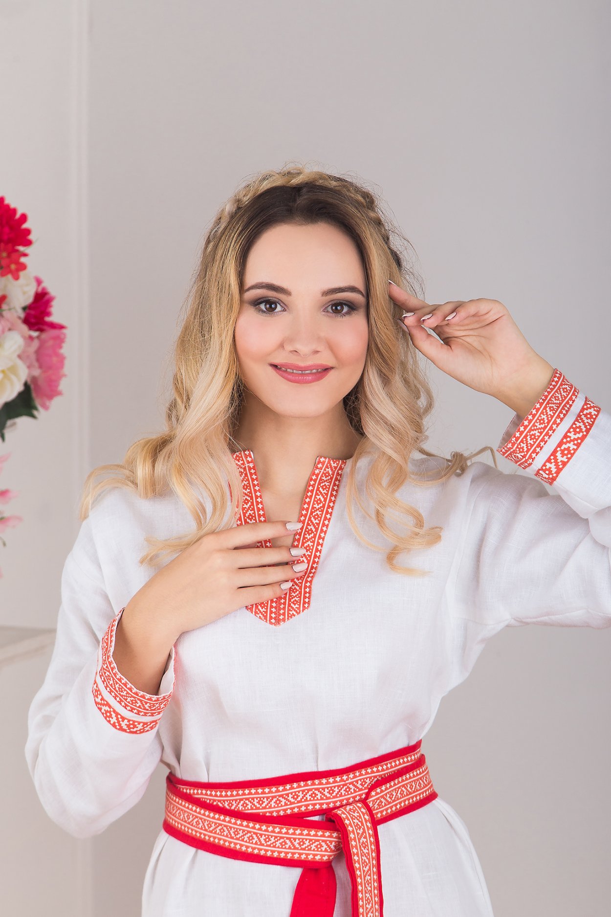 Иванка Славянский стиль женская одежда