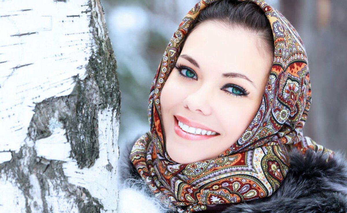 Павлопосадский платок русская красавица