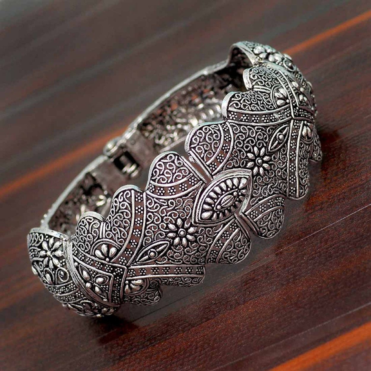 Индийские серебряные браслеты