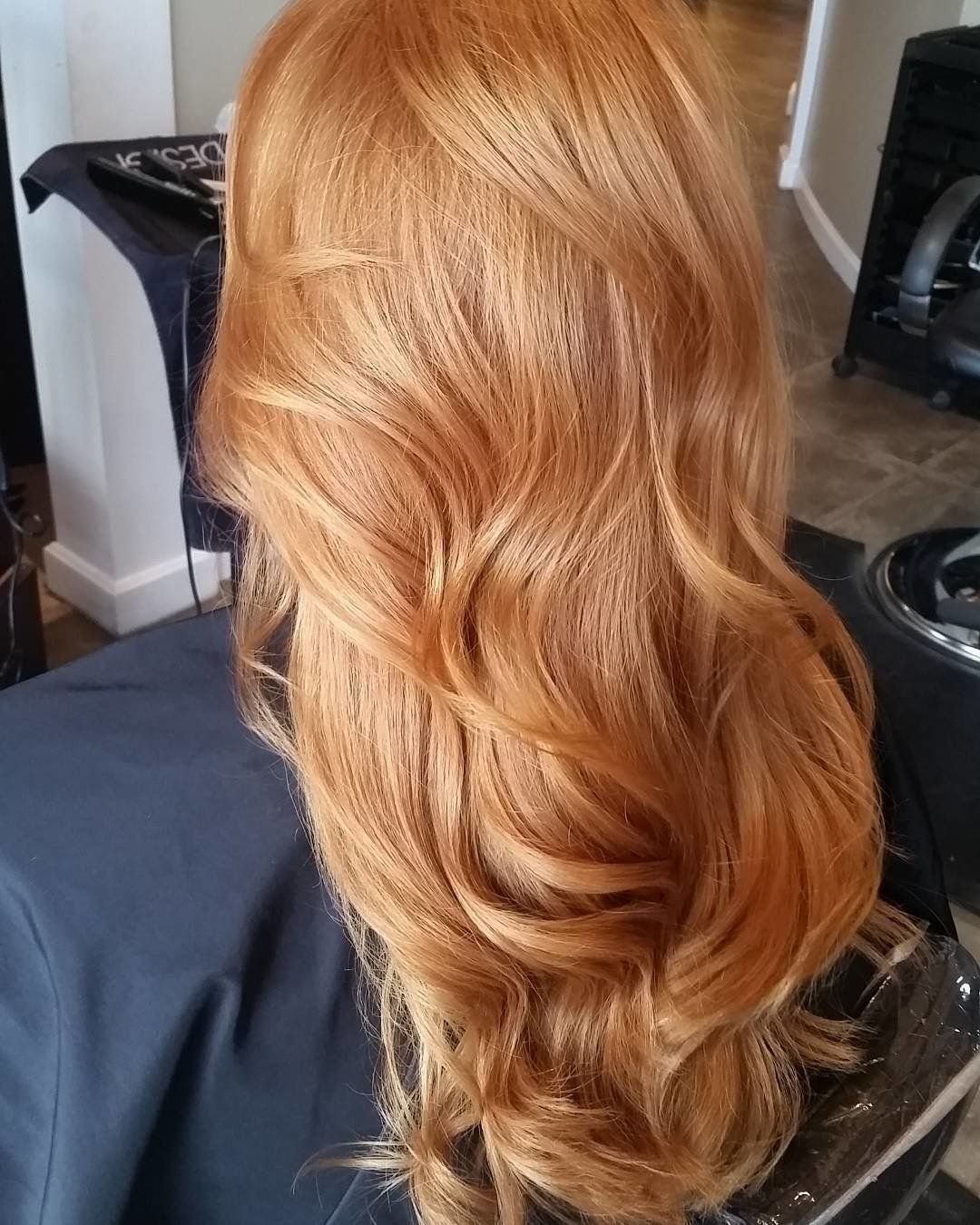 Strawberry blonde цвет волос