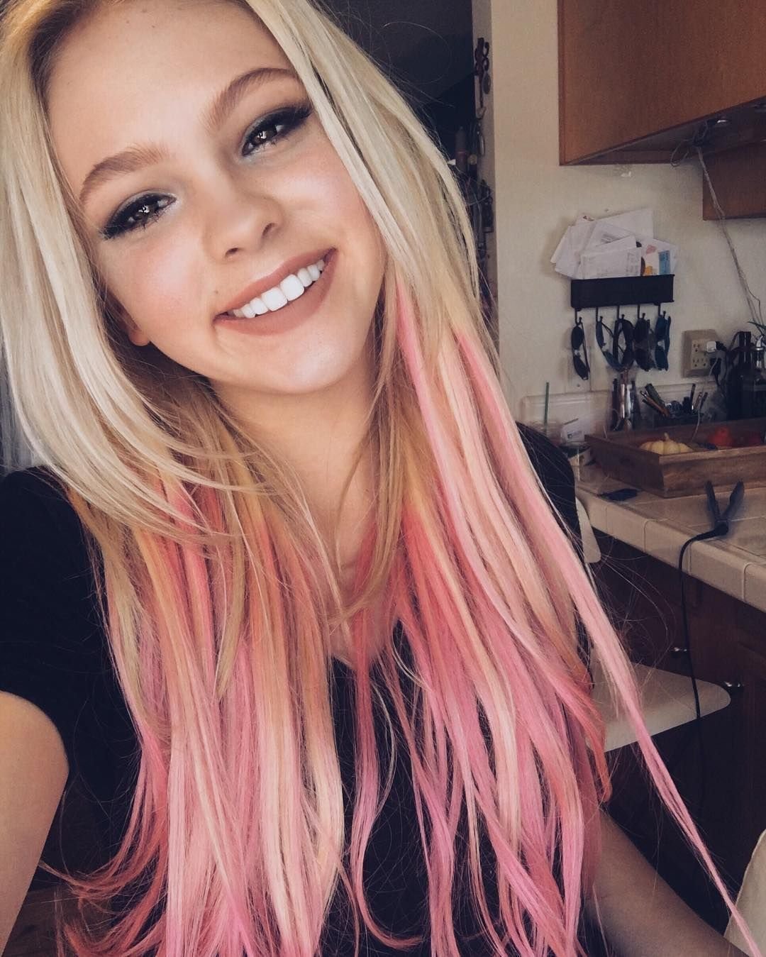 Jordyn Jones Pink