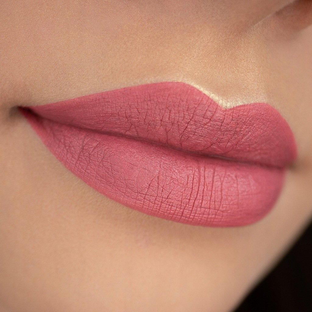 Помада матовая "Matte Lipstick" рт155