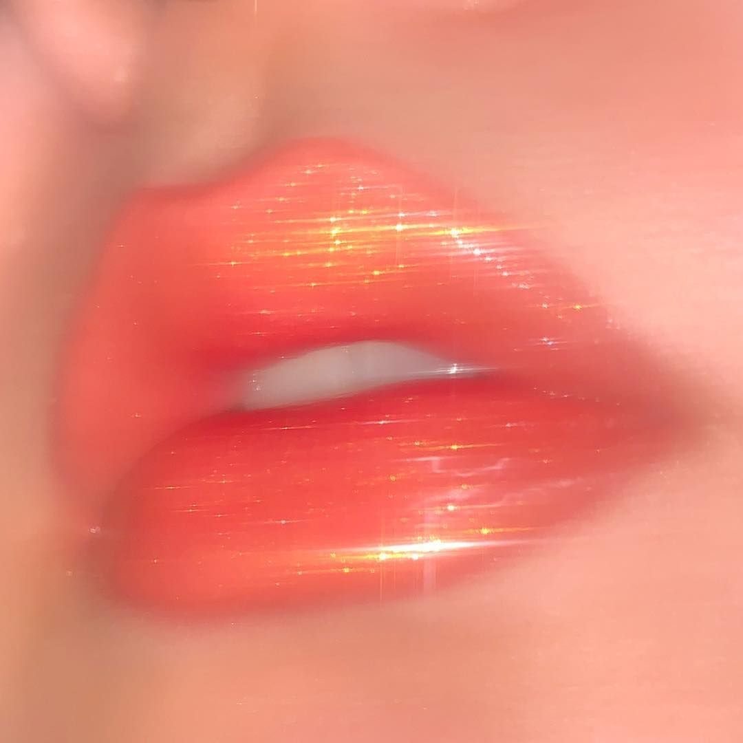 Губы Эстетика