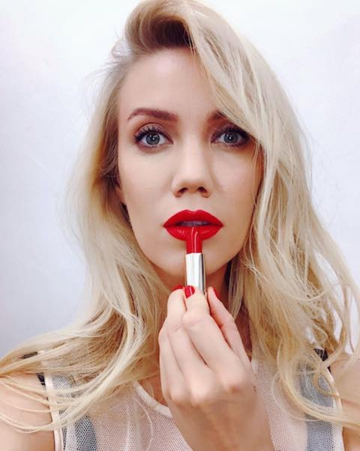Визажист Елена Крыгина