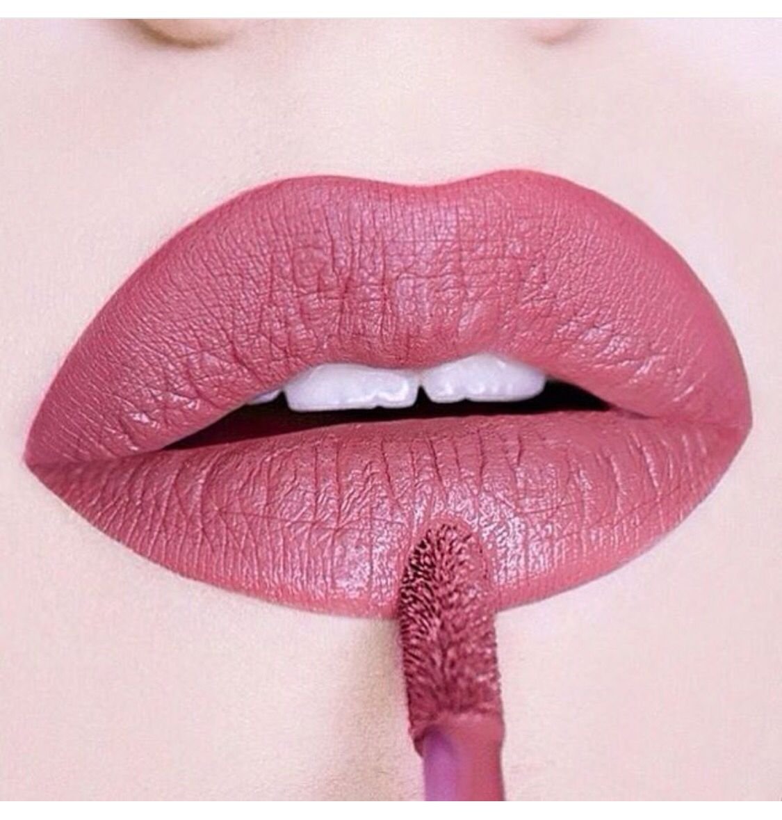 Красивый цвет губ