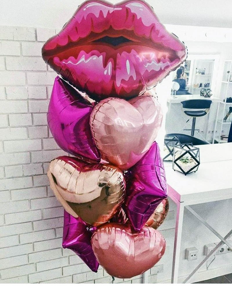 Фольгированный шар губы