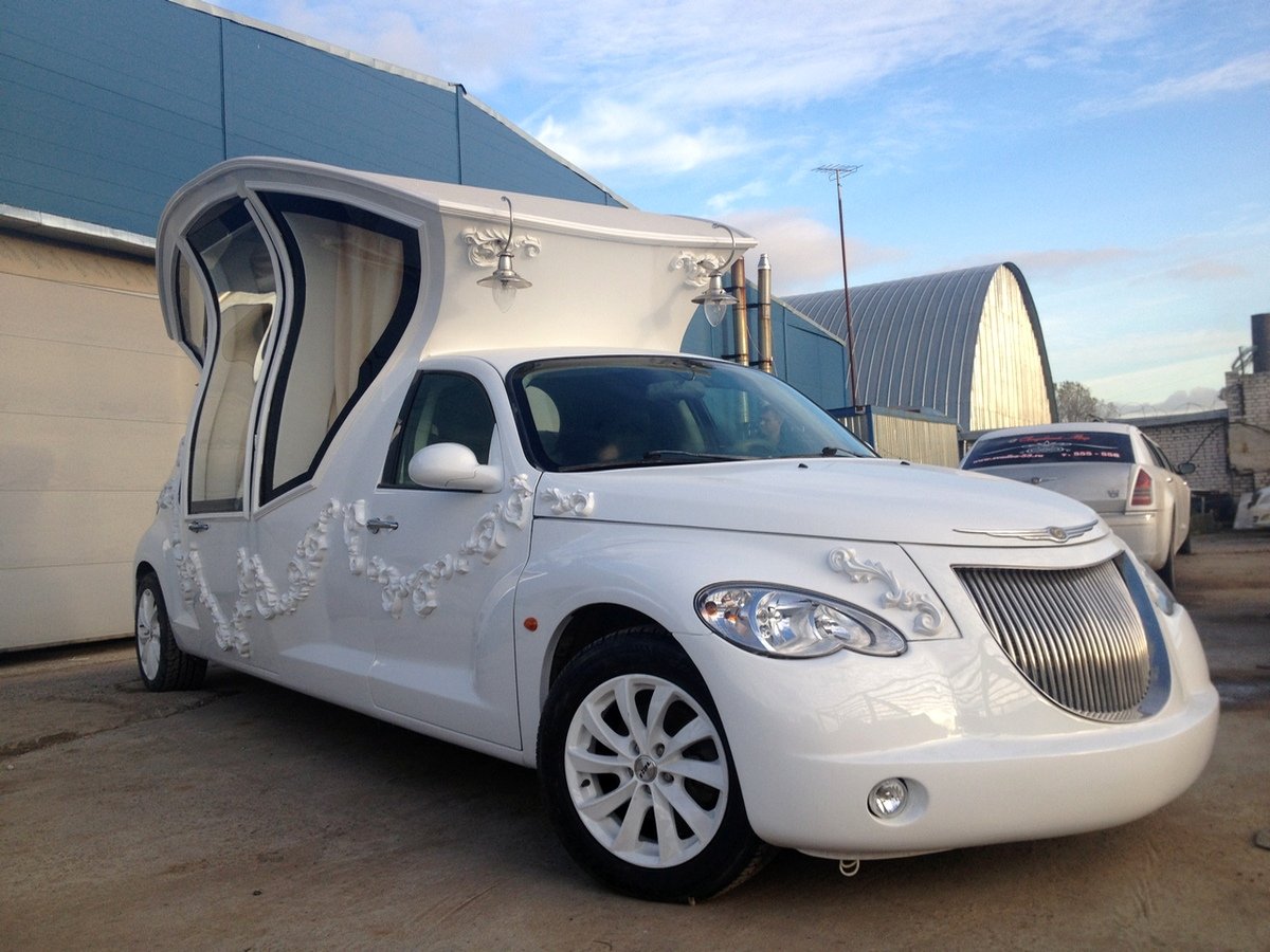 Chrysler pt Cruiser в виде кареты
