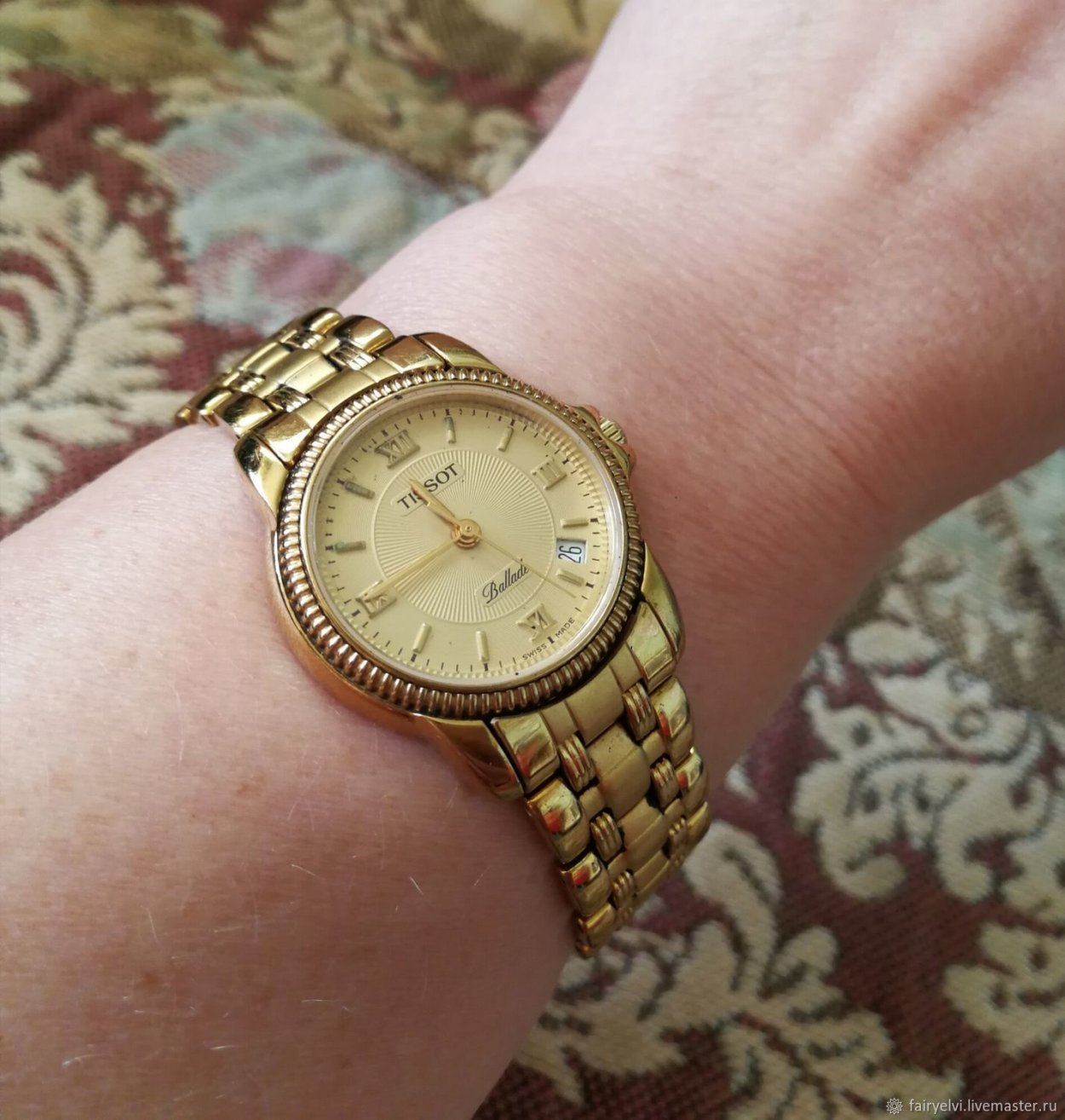 Позолоченные часы Tissot Ballade 0377-666