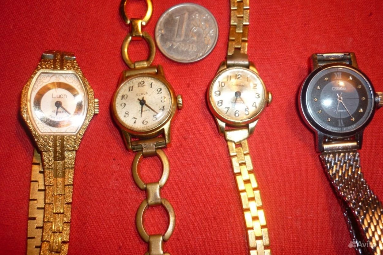 Часы кварцевые exacta Slava 17 Jewels