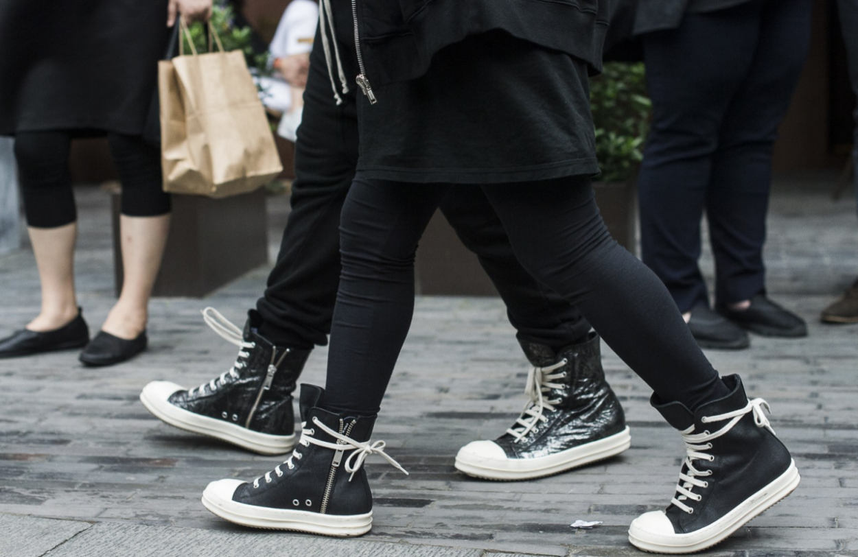 Рики обувь. Rick Owens Ramones. Rick Owens Ramones on feet. Rick Owens Ramones High on feet. Rick Owens Ramones outfits.