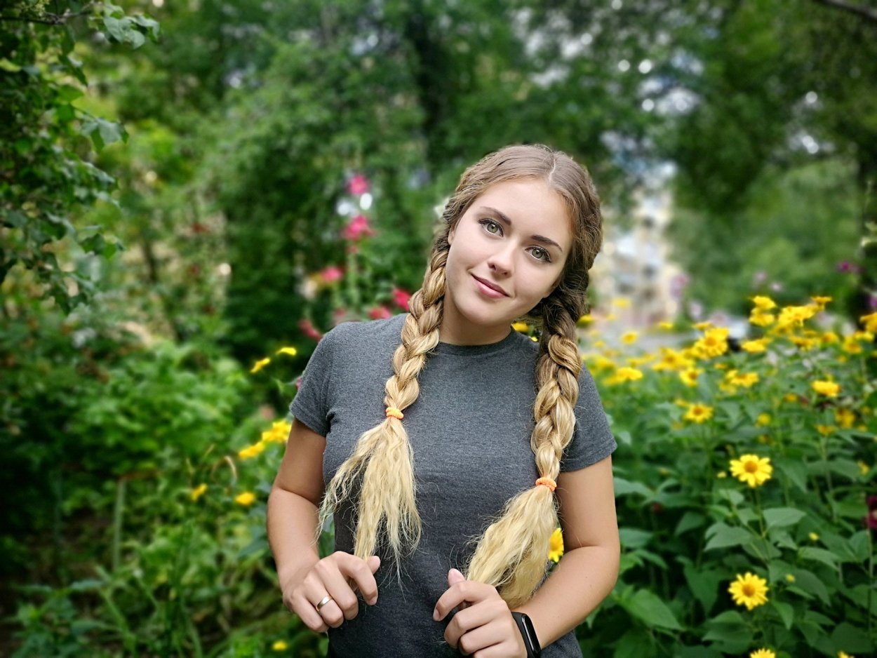Вероника Иванникова длинная коса