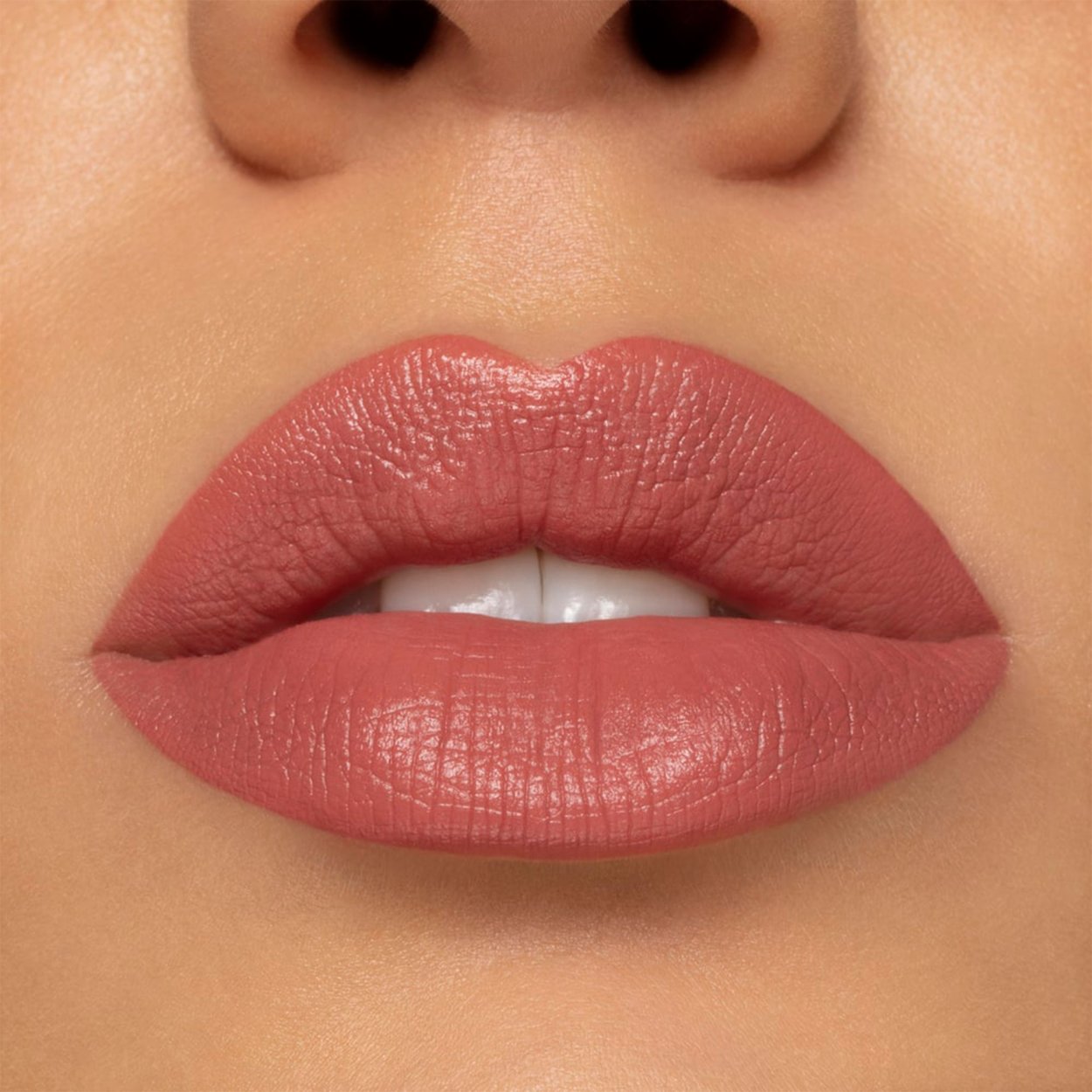 15 Smoky Taupe Maybelline