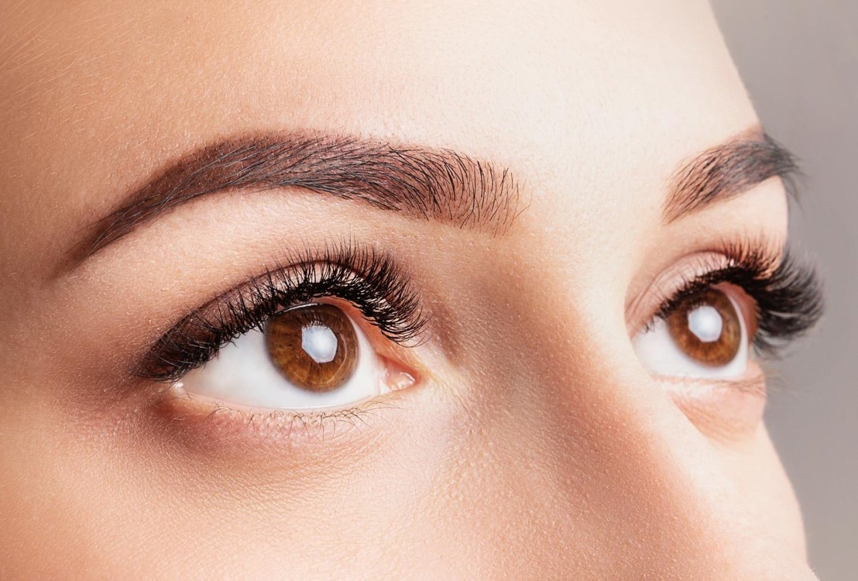 Eyelash natural Brown Eye