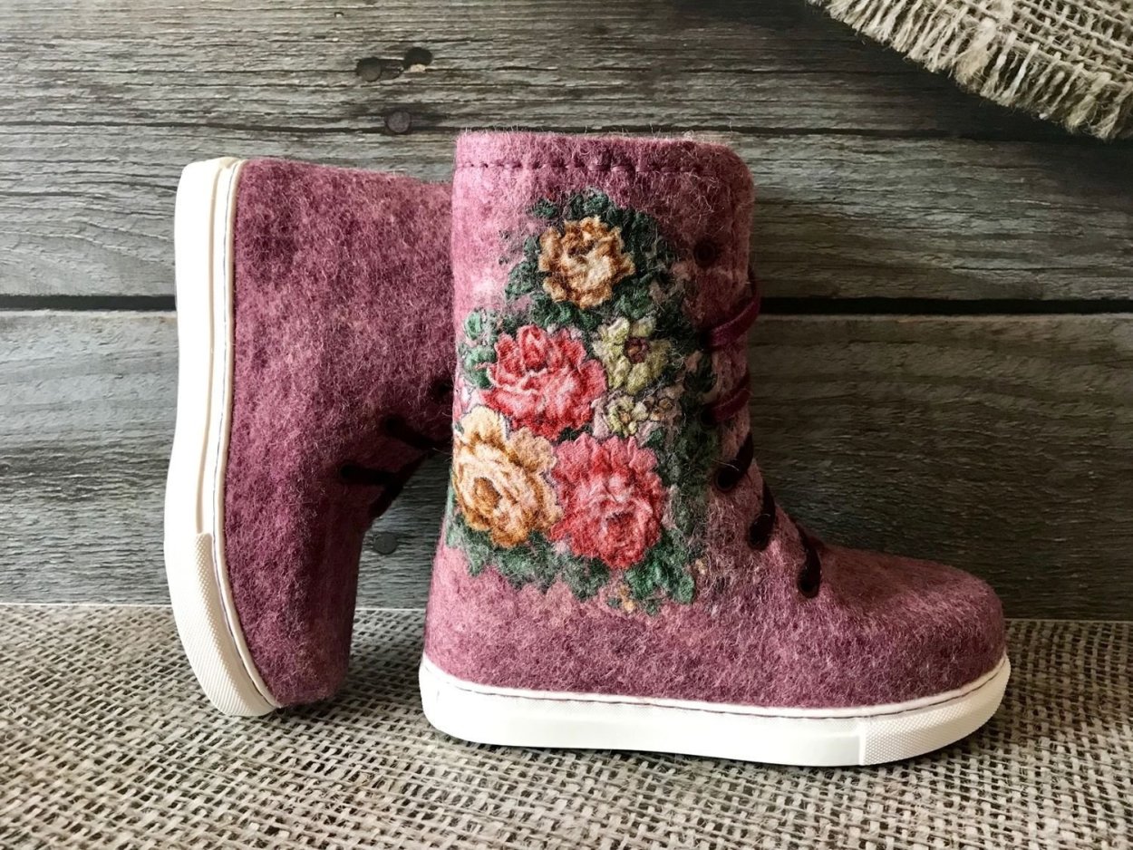 Валенки женские модные