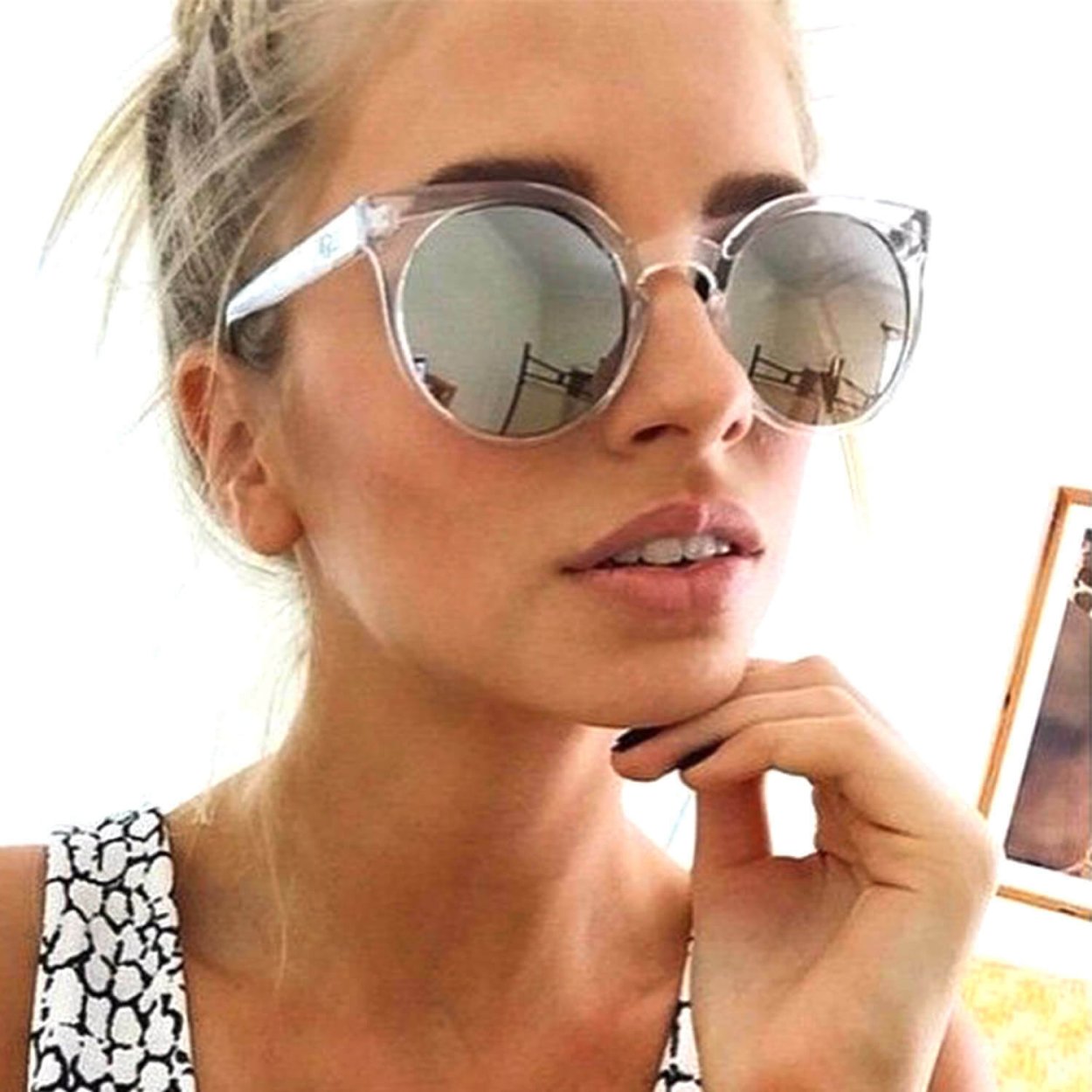 Quay Blue Light Glasses with Gold frame