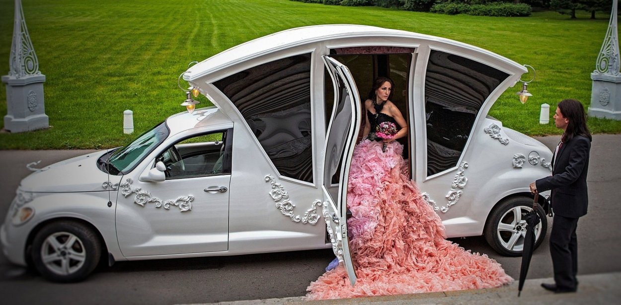 Лимузин карета на свадьбу