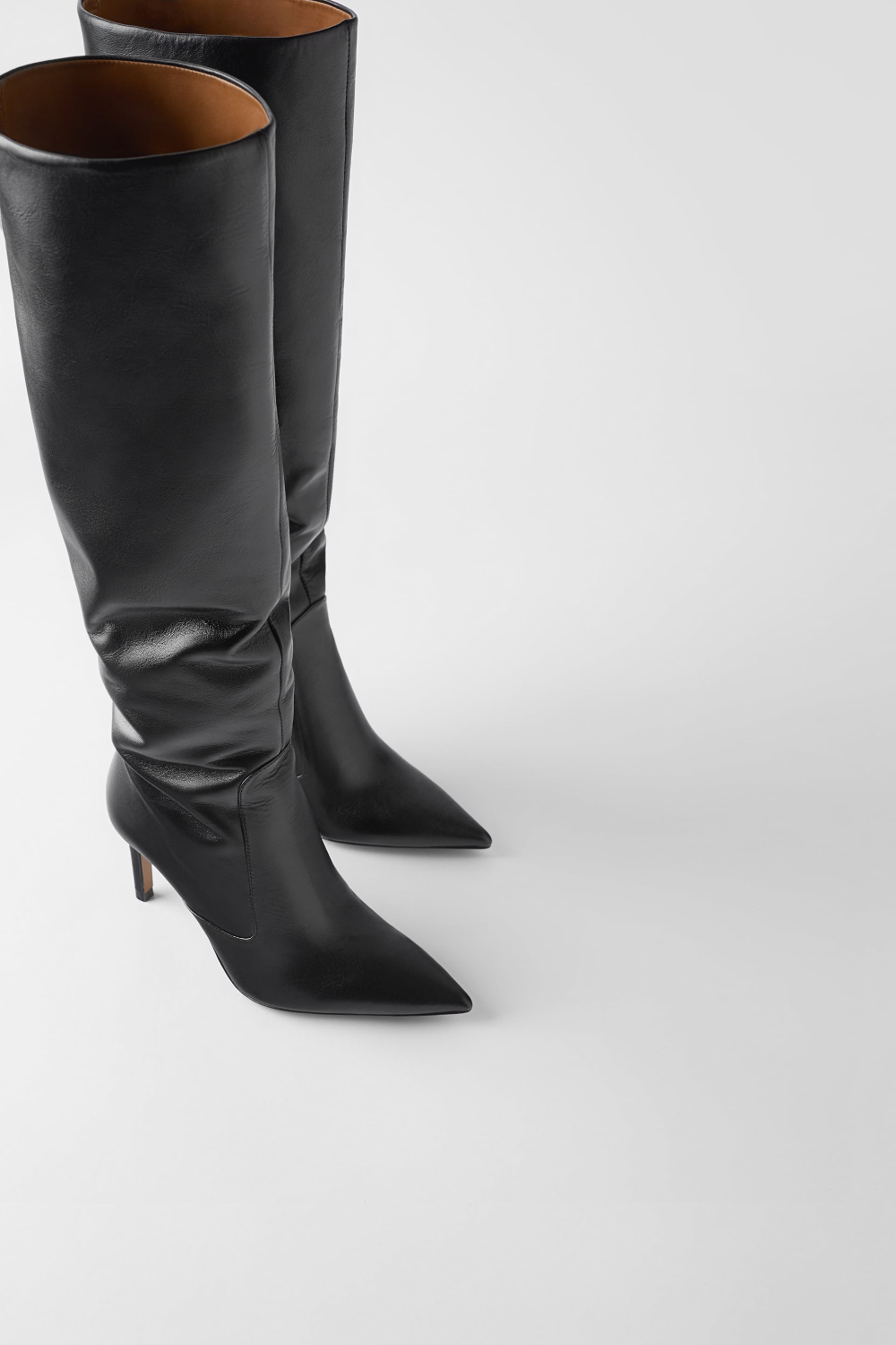 Zara высокие кожаные сапоги 5010/001
