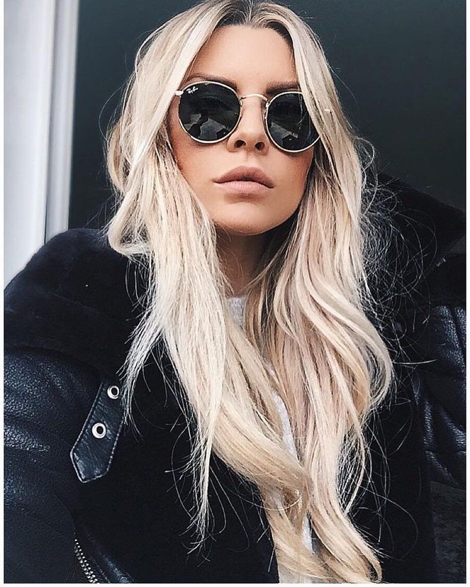Marina Laswick блонд