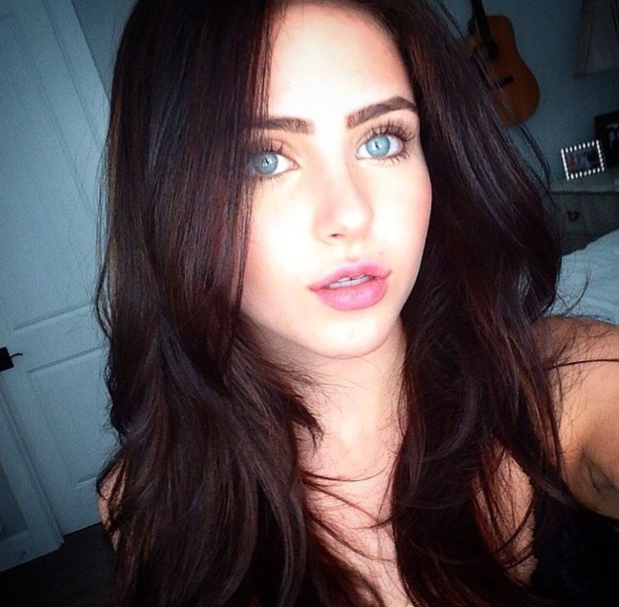 Dark-haired Sicilian Skyler