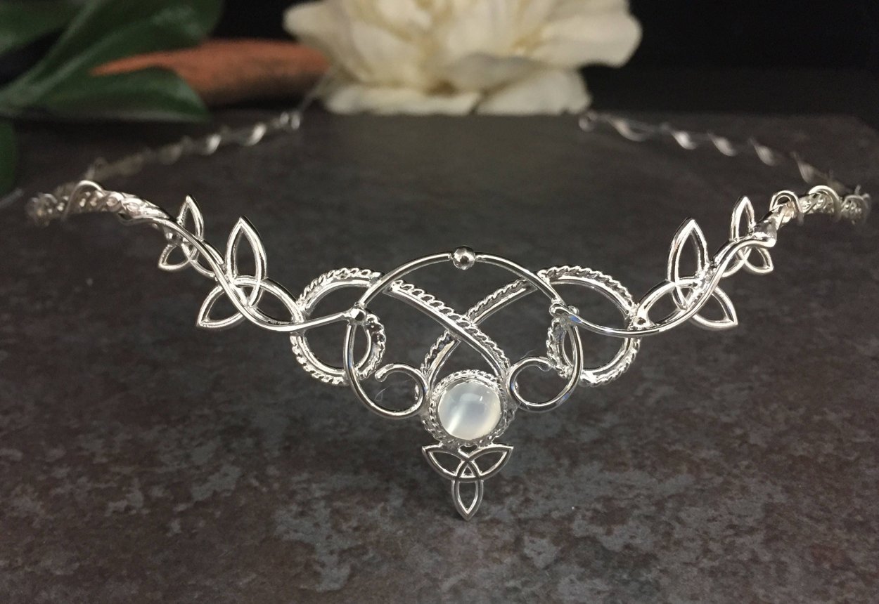 Rare circlet,