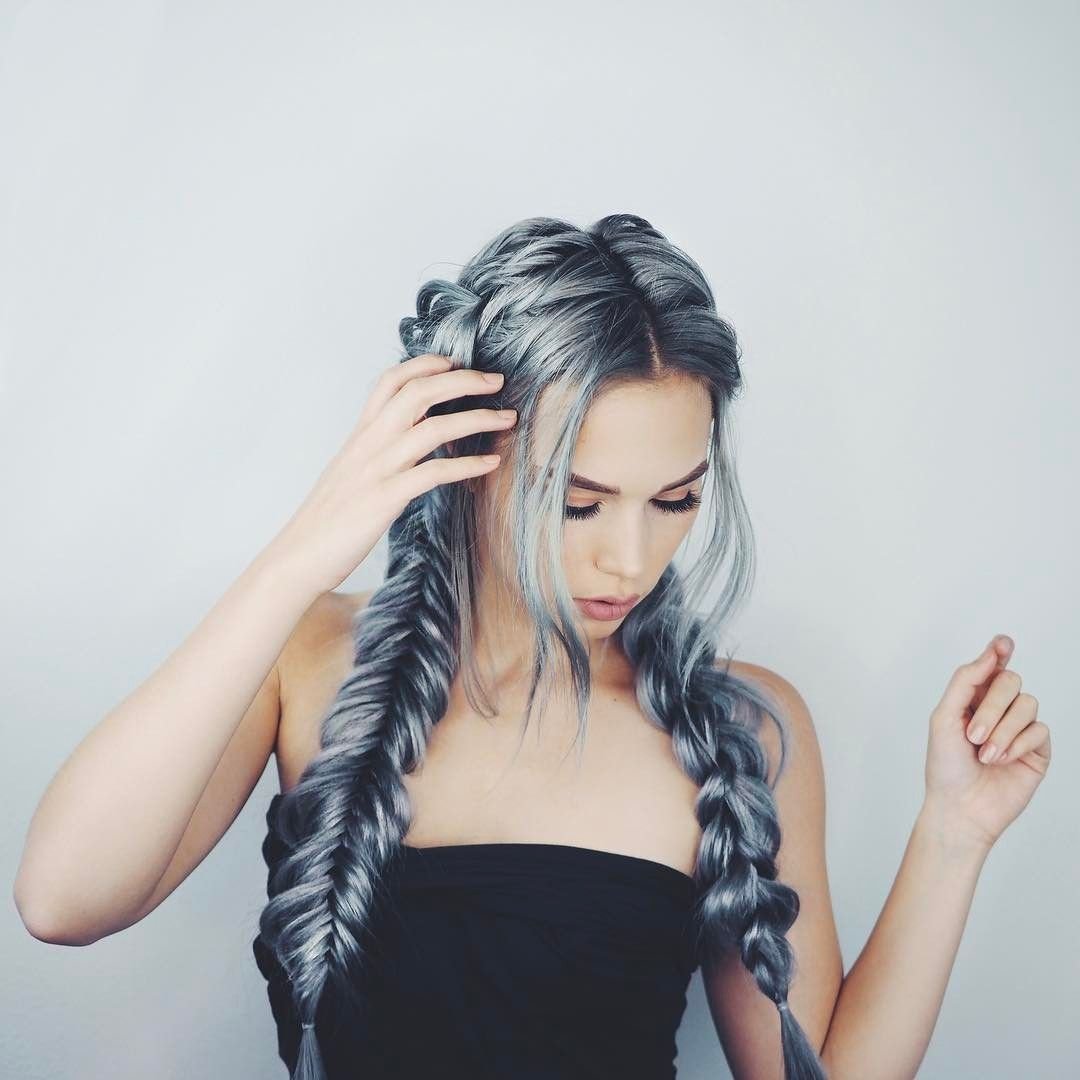 Kirstenzellers и ее прически