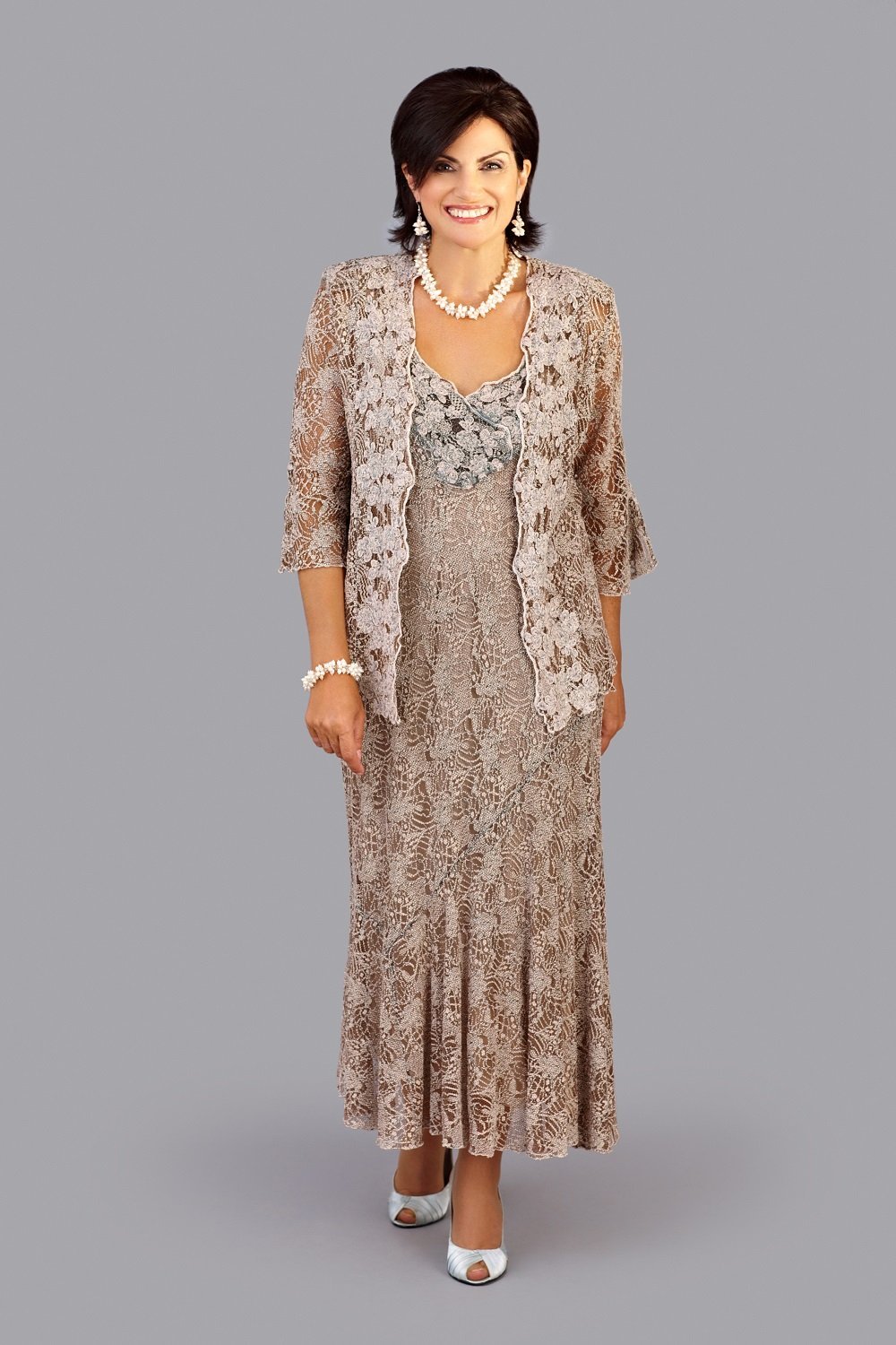 Нарядное платье для мамы жениха