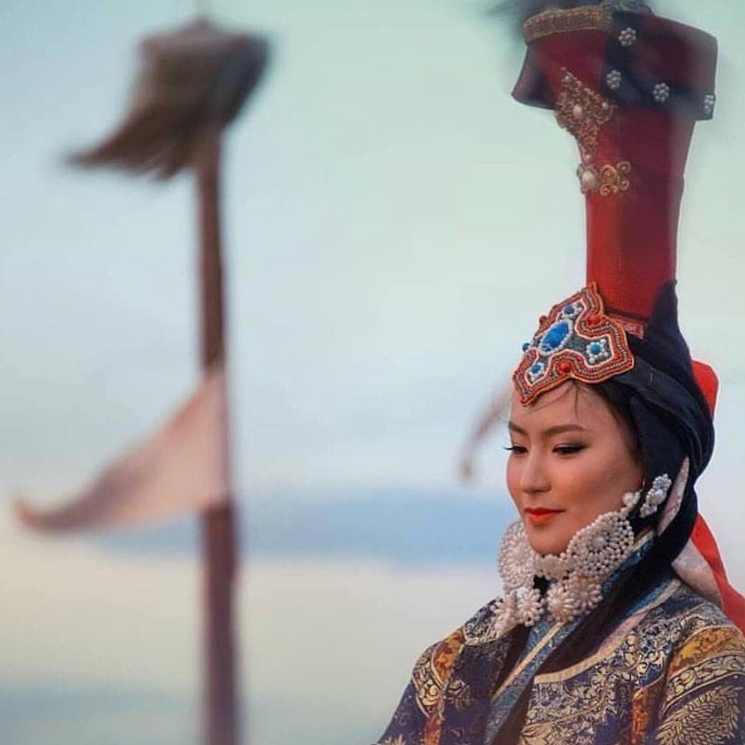 Ногук монгольская Королева