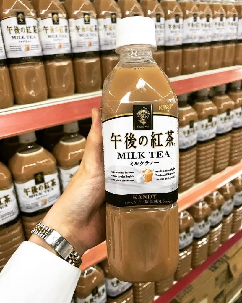 Молочный чай китайский в бутылке