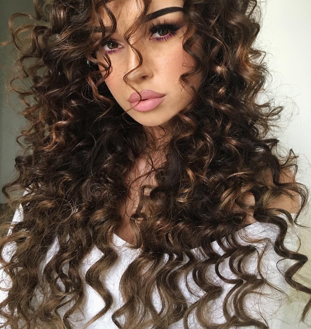 Лина кудри