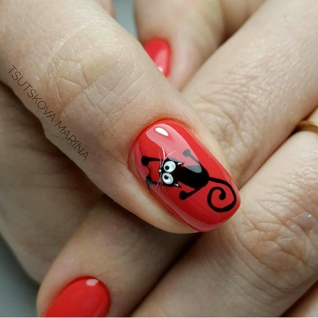 Красная кошка маникюр