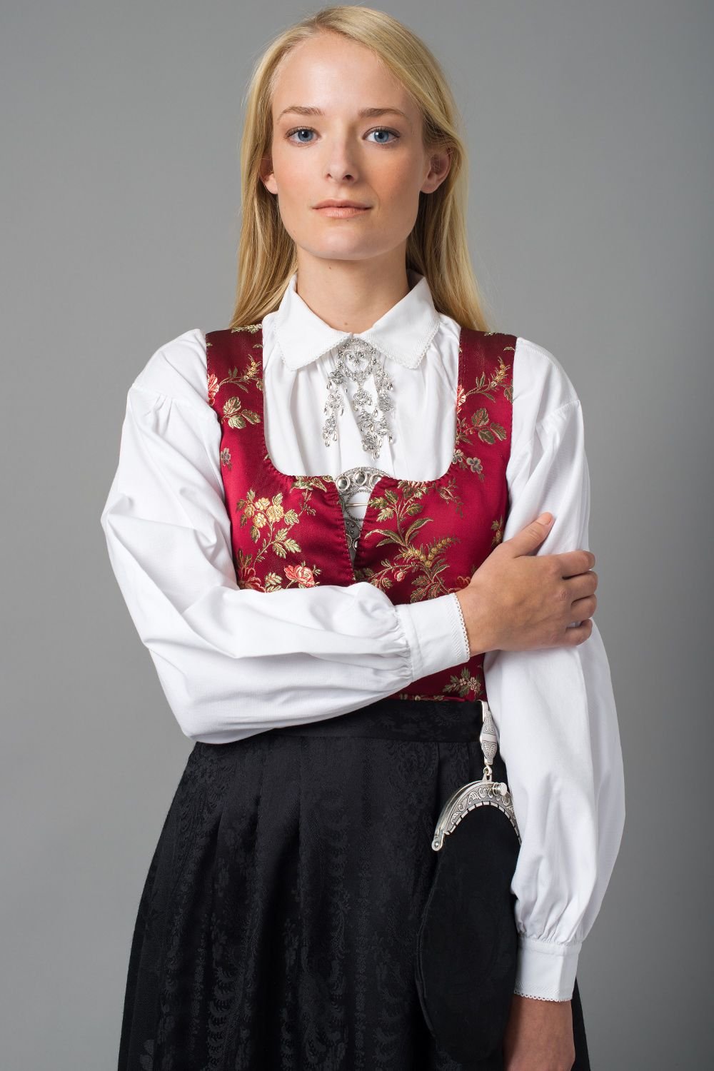Швейцарский костюм