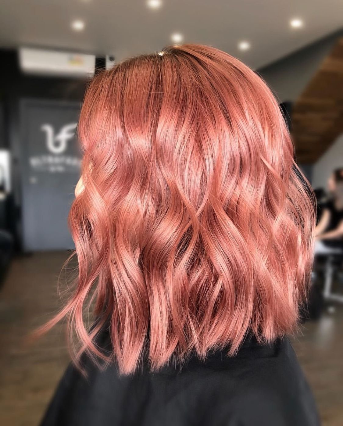 Розово рыжий цвет волос