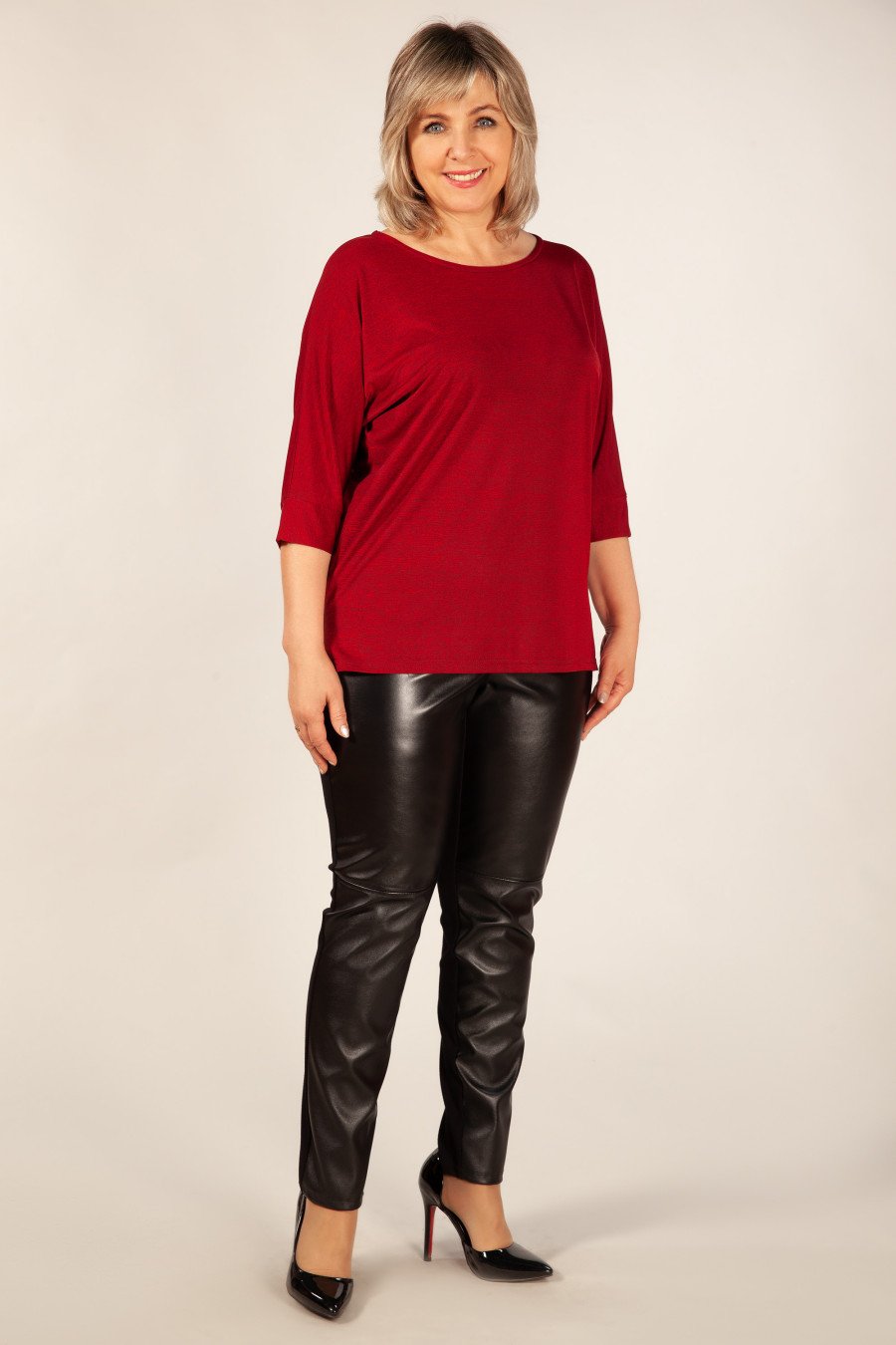 Плюс сайз Black Leather
