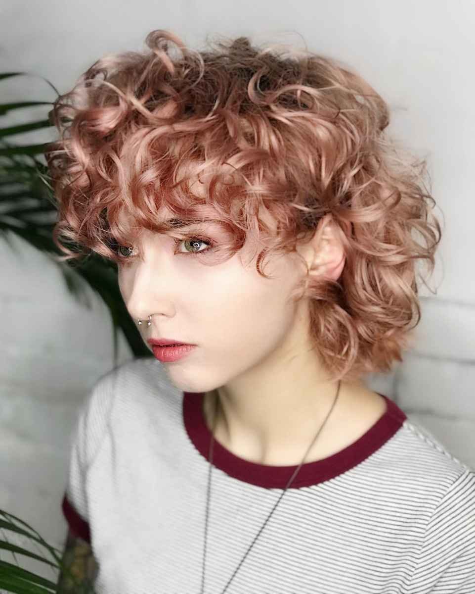 Curly Романадзе