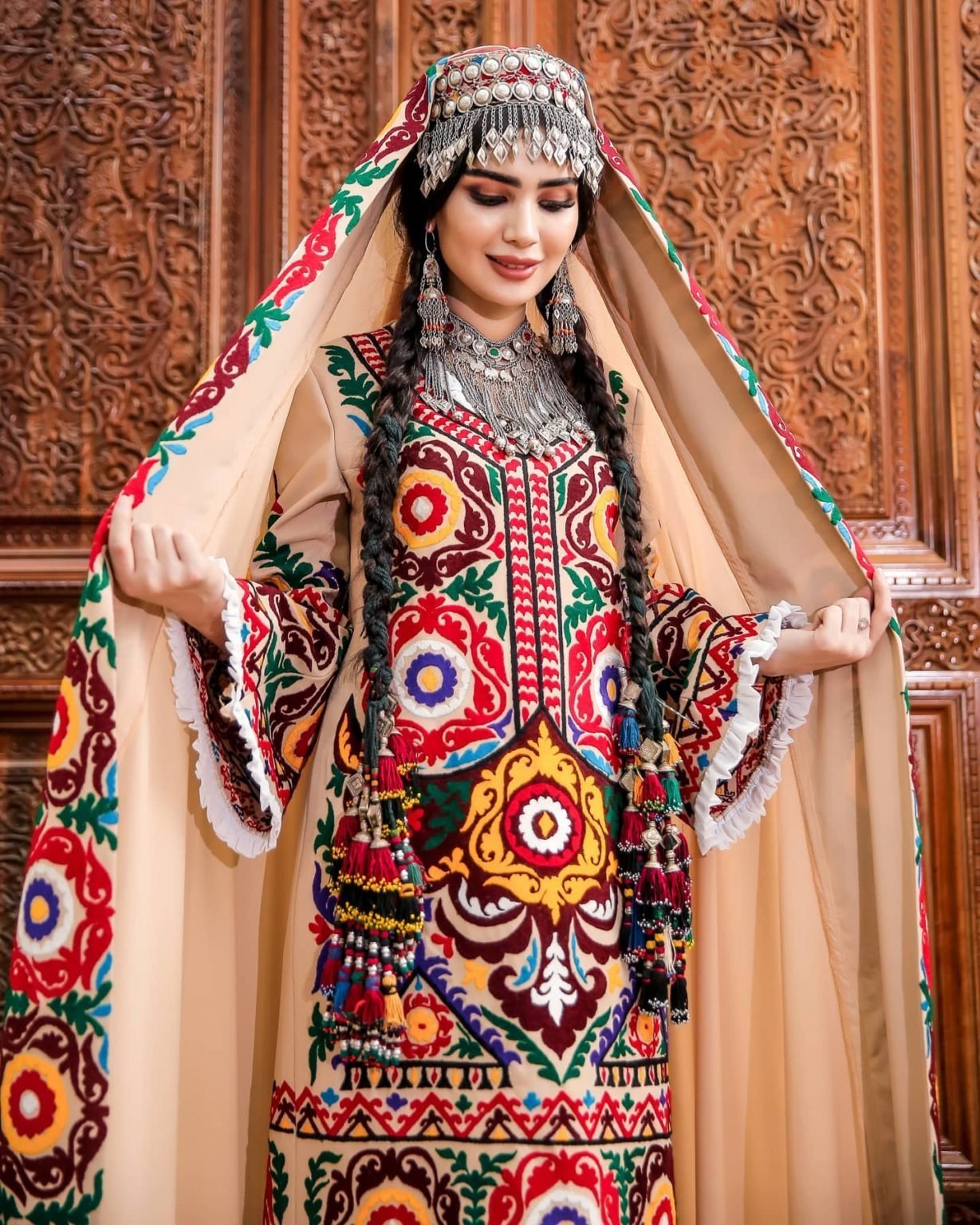 Таджикский Курта изор
