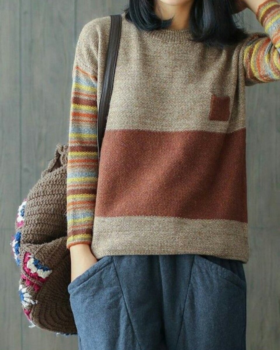 Разноцветный свитер спицами