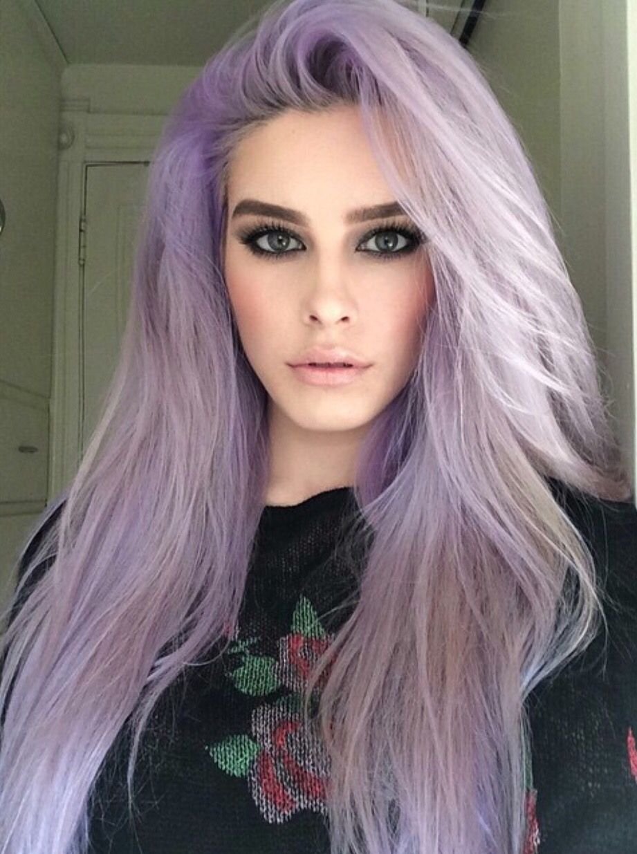 Lauren Calaway серые волосы