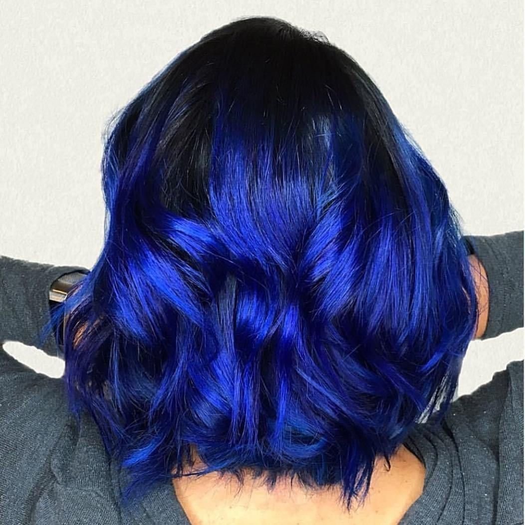 короткие синие волосы фото