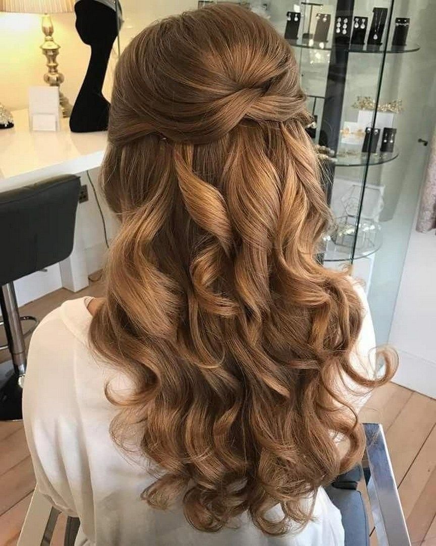 Укладка на длинные волосы