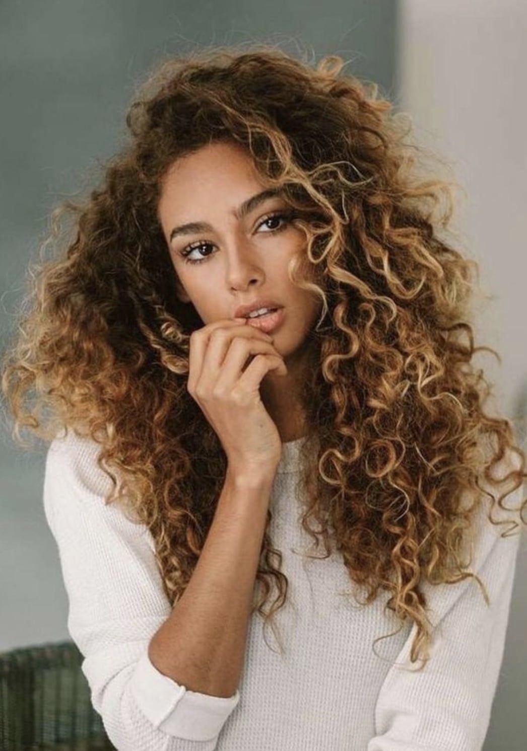 Curly Романадзе