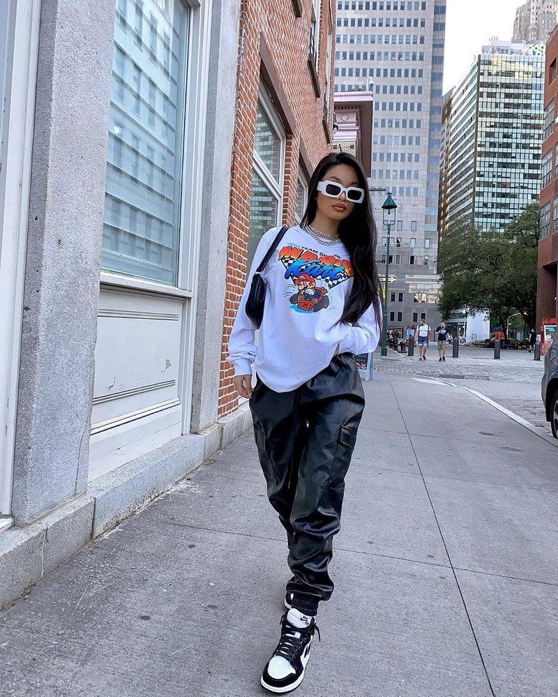 Streetwear стиль одежды для девушек