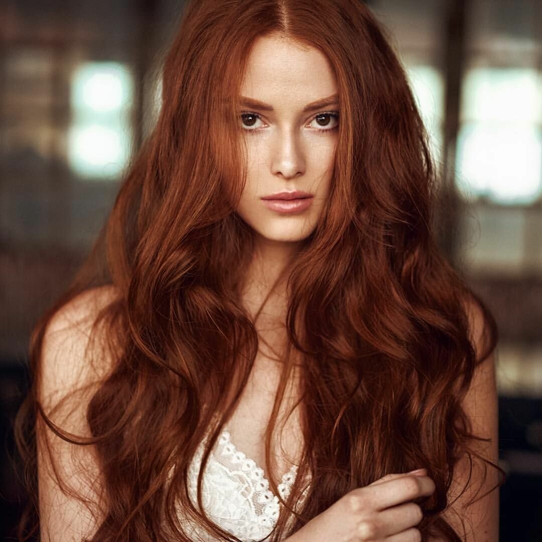 Темный рыжий цвет волос