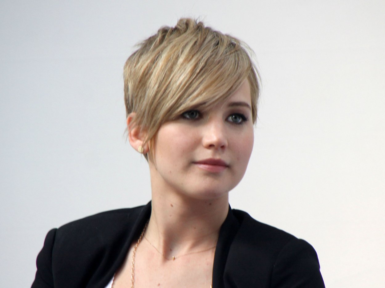 Jennifer Lawrence short Haircut