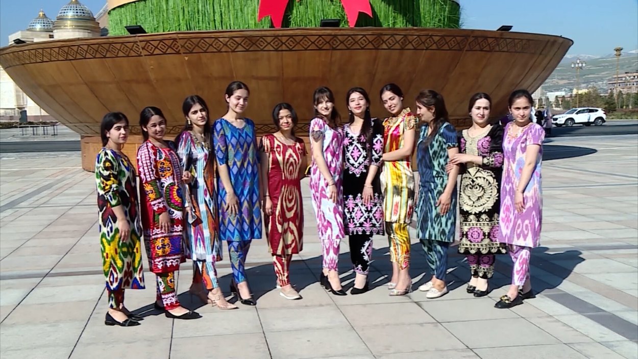Таджикская одежда