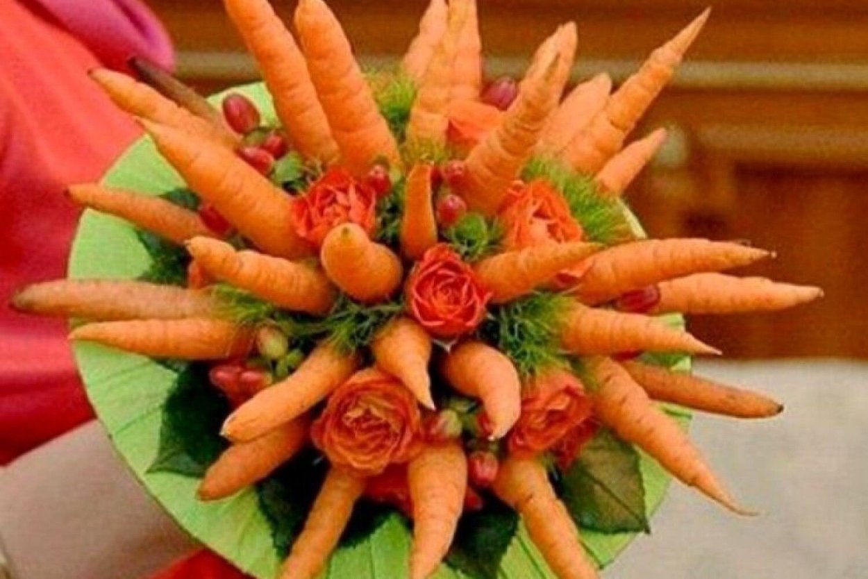 Букет моркови