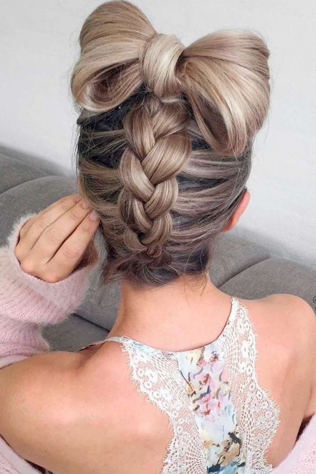 Причёски из косичек