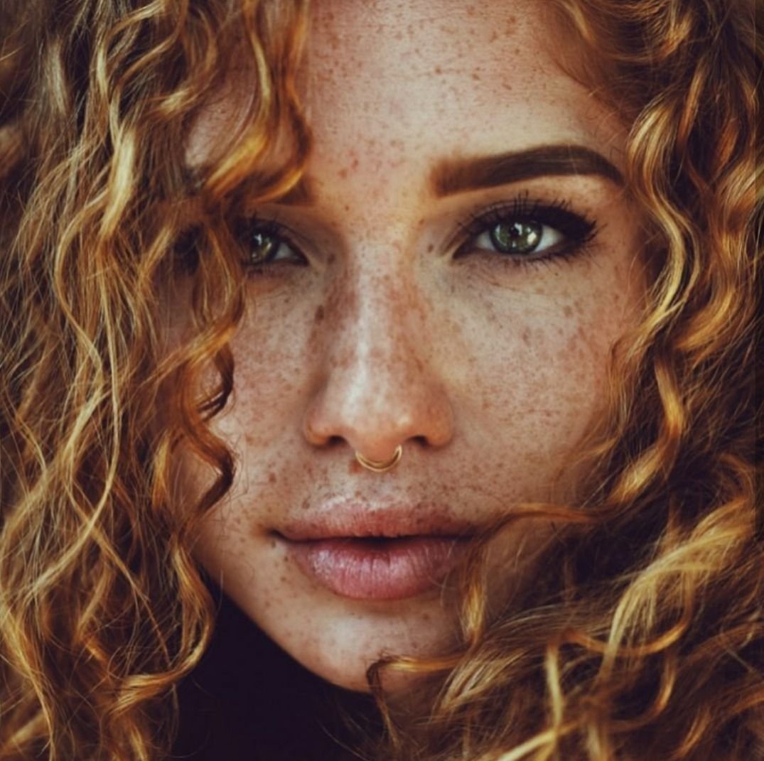 Emblu Emily Blumenthal