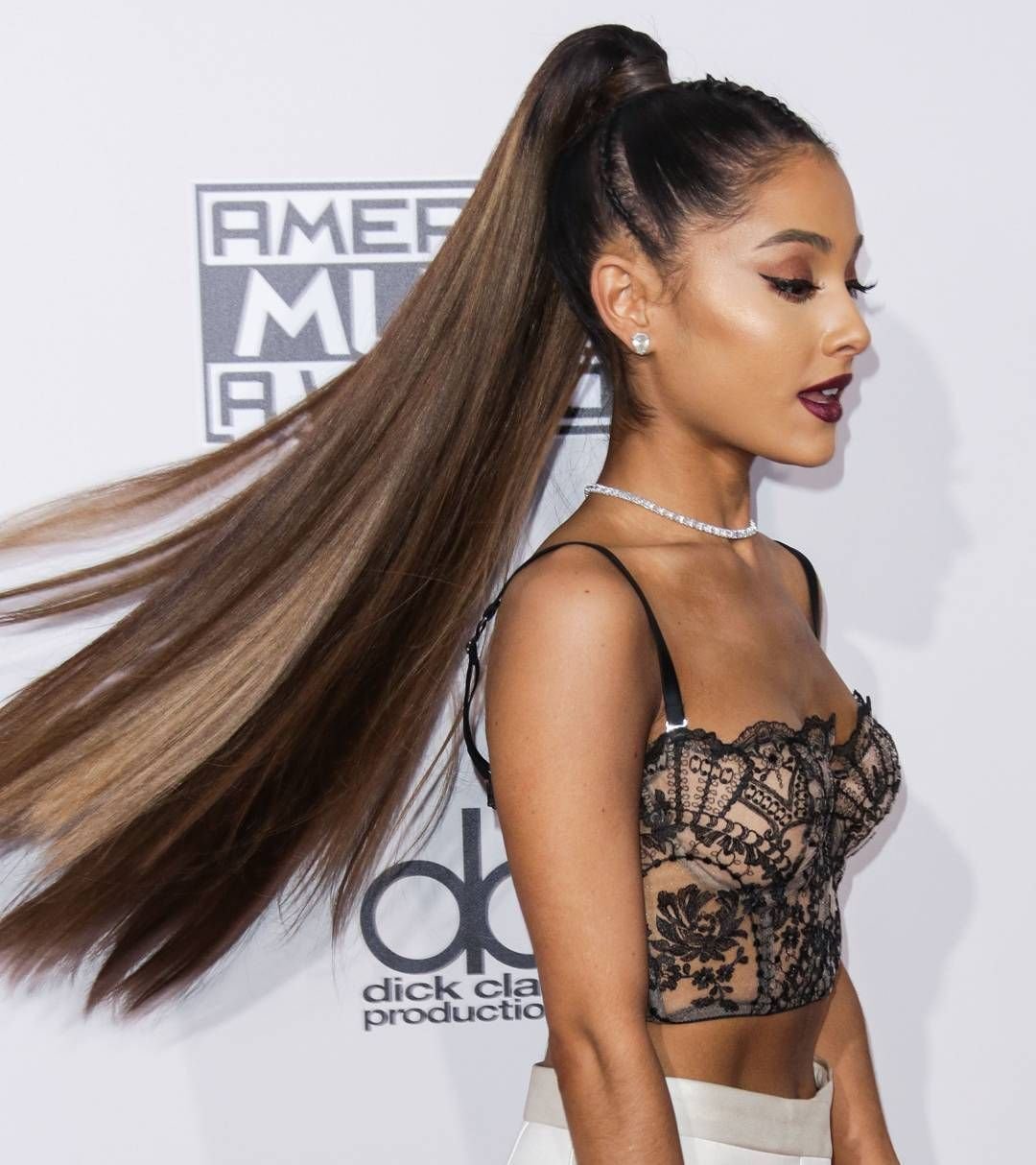 Ponytail ариана Гранде